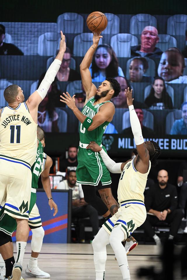 陷入犯规困 陷入犯规困